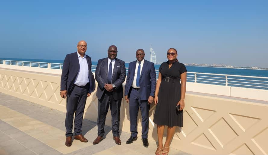 AdnRdc's tweet photo. Ce lundi 09 Octobre 2023 à Dubai, l'ADN a participé au sommet AFRICA MBB SUMMIT organisé par Huawei. Discussions sur la connectivité en Afrique, migration vers la 4G/5G, et la lutte contre la fracture numérique en RDC. #OsezLeDigital #AfricaMBBSummit #Numérique #RDC #ADN https://t.co/2UuPU9xtXc