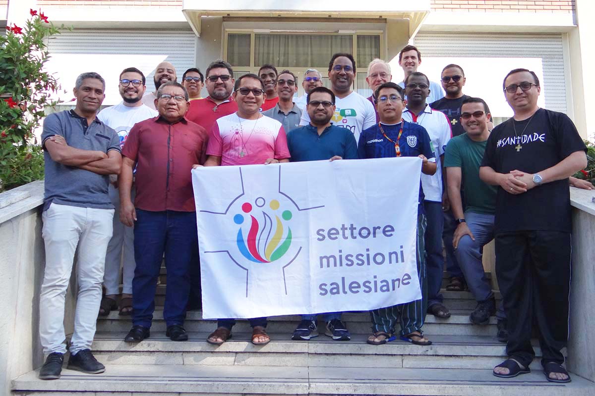 infoANS_PT's tweet image. #Itália – Dias de #estudo sobre os #povos originários da América Latina

infoans.org/pt/secoes/foto…