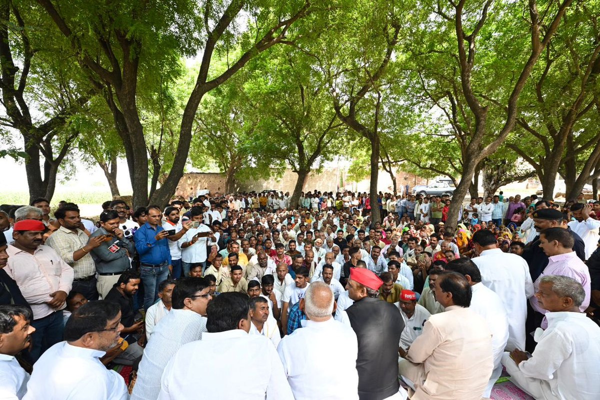 yadavakhilesh's tweet photo. https://t.co/HbKjat9pUh