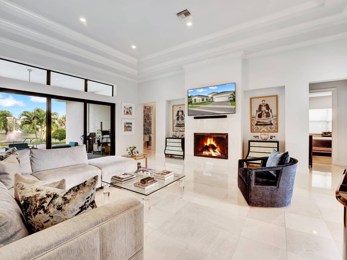 LuxxPartners's tweet photo. NEW LISTING! | 7011 NW 27th AVE, Boca Raton, FL 33496 | 4 BR|  3.1 BA | 3,951 Sq. Ft. | Royal Palm Polo | Priced at $2,499,000!

#luxurypartnersrealty #newlisting #bocaraton #royalpalmpolo #bocaraton #southfloridarealestate #luxuryhome #modern https://t.co/Cyv2TFlun8