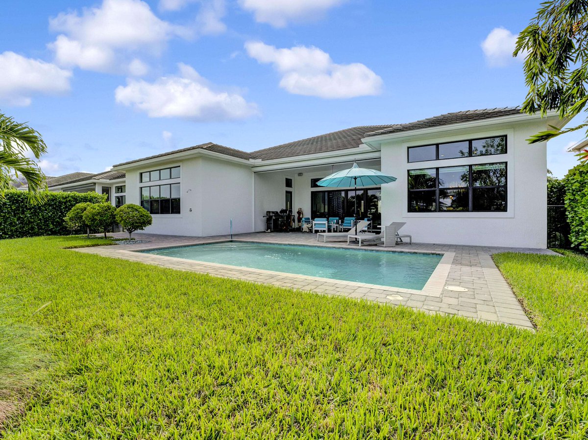LuxxPartners's tweet photo. NEW LISTING! | 7011 NW 27th AVE, Boca Raton, FL 33496 | 4 BR|  3.1 BA | 3,951 Sq. Ft. | Royal Palm Polo | Priced at $2,499,000!

#luxurypartnersrealty #newlisting #bocaraton #royalpalmpolo #bocaraton #southfloridarealestate #luxuryhome #modern https://t.co/Cyv2TFlun8