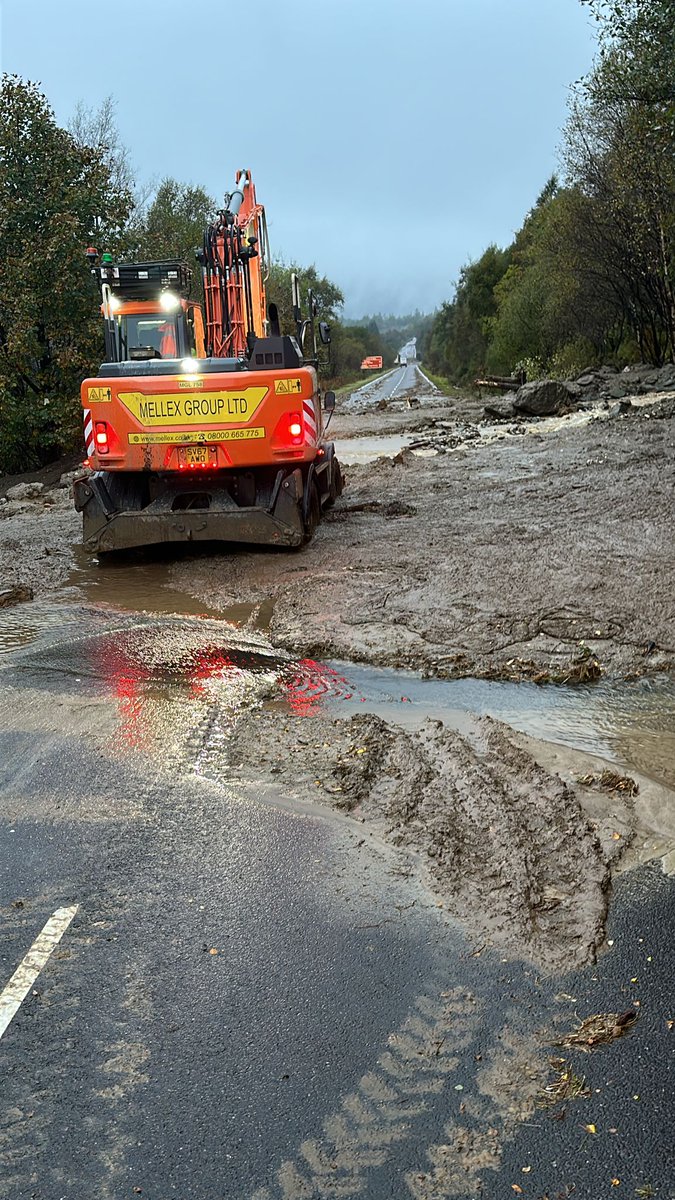 trafficscotland's tweet photo. It never rains but it pours☔ 

Below are some images of the flooding during the amber weather warning! 

We would like to give a special thanks to the road operating companies who have been working tirelessly to get our network moving once again❤️  

#KeepScotlandMoving https://t.co/76NOf5tYRj