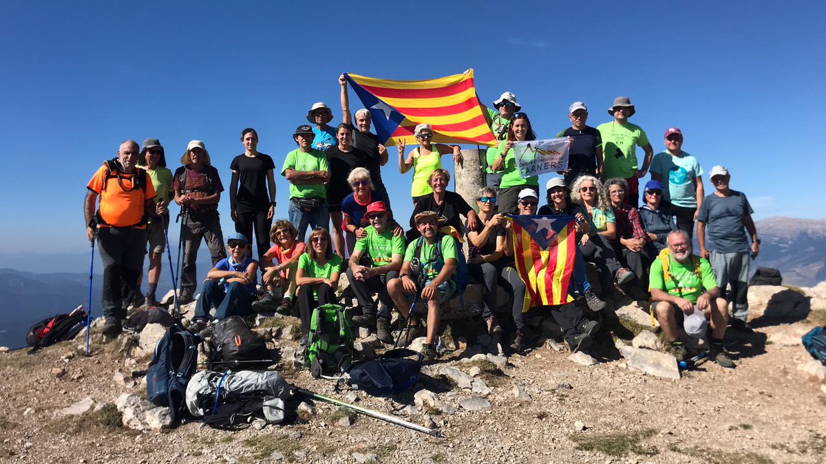 cefarners's tweet photo. Des del Centre Excursionista Farners donem les gràcies a tots els participants que van venir ahir a la sortida "La Tossa d’Alp per les muntanyetes”. https://t.co/YuInU8lPDF