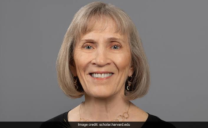 #NobelPrize2023 #Nobelprize #Nobelineconomics #UPSC #IAS 

Q. Critically evaluate Claudia Goldin's work on women’s labour market outcomes. Discuss its impact on the societies the world over.

Ans. #ClaudiaGoldin, a prominent American #economist, has made significant contributions…