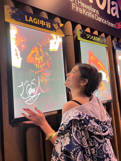 ハワイアンズで推しメン見つけちゃった🔥😍 火の棒❤️&zwj;🔥振り回してる姿にメロメロ🎵  思わず手🖐️振ってる自分がいた☺️笑 https://t.co/hPlw0dyLnf<a href="/tag/%E5%8F%B0%E7%81%A3%E6%94%9D%E5%BD%B1%E6%9C%83"class="tags"><span>#台灣攝影會</span></a><a href="/tag/foraver%E6%94%9D%E5%BD%B1%E6%9C%83"class="tags"><span>#foraver攝影會</span></a><a href="/tag/foraver%E6%92%AE%E5%BD%B1%E4%BC%9Ain%E5%8F%B0%E6%B9%BE"class="tags"><span>#foraver撮影会in台湾</span></a>