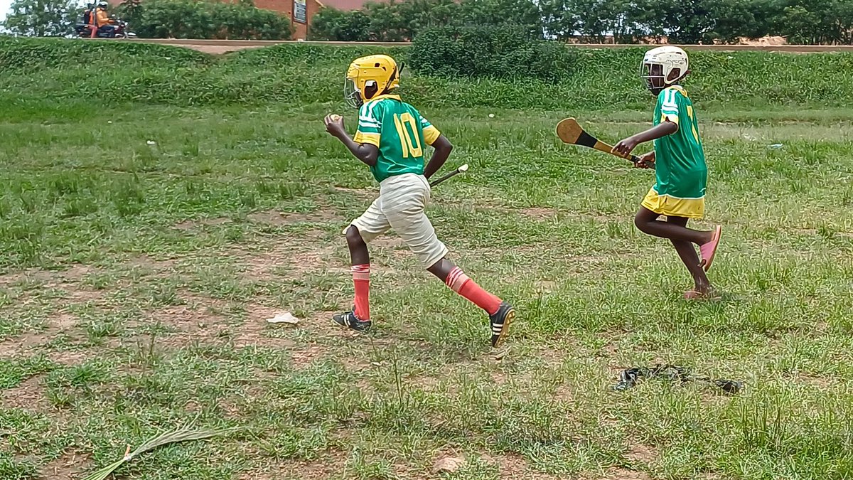 Our very own Philip in action, there's a reason  we're "Pioneers " 🙌 #gaaforall #ugandagaa #playhurling #righttoplay #Irishculture #purelyugandan