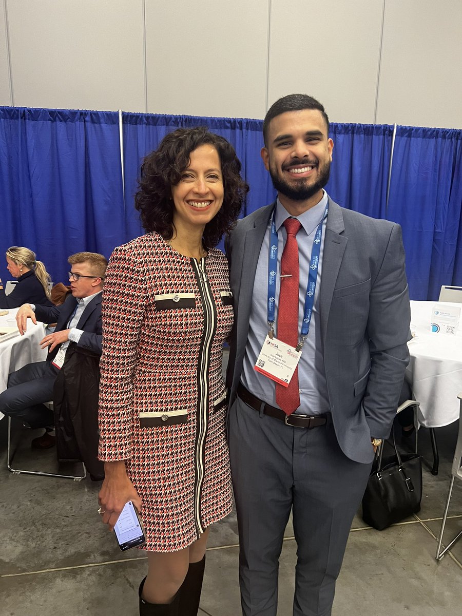 Finally got a picture with the amazing @hvanspall at #HFSA2023

It was such a pleasure to meet you!

#NewHFMafia #FunctionNotFailure #HeartSuccess #IbrahimBabies #Cardiology #CardioTwitter #HFSA