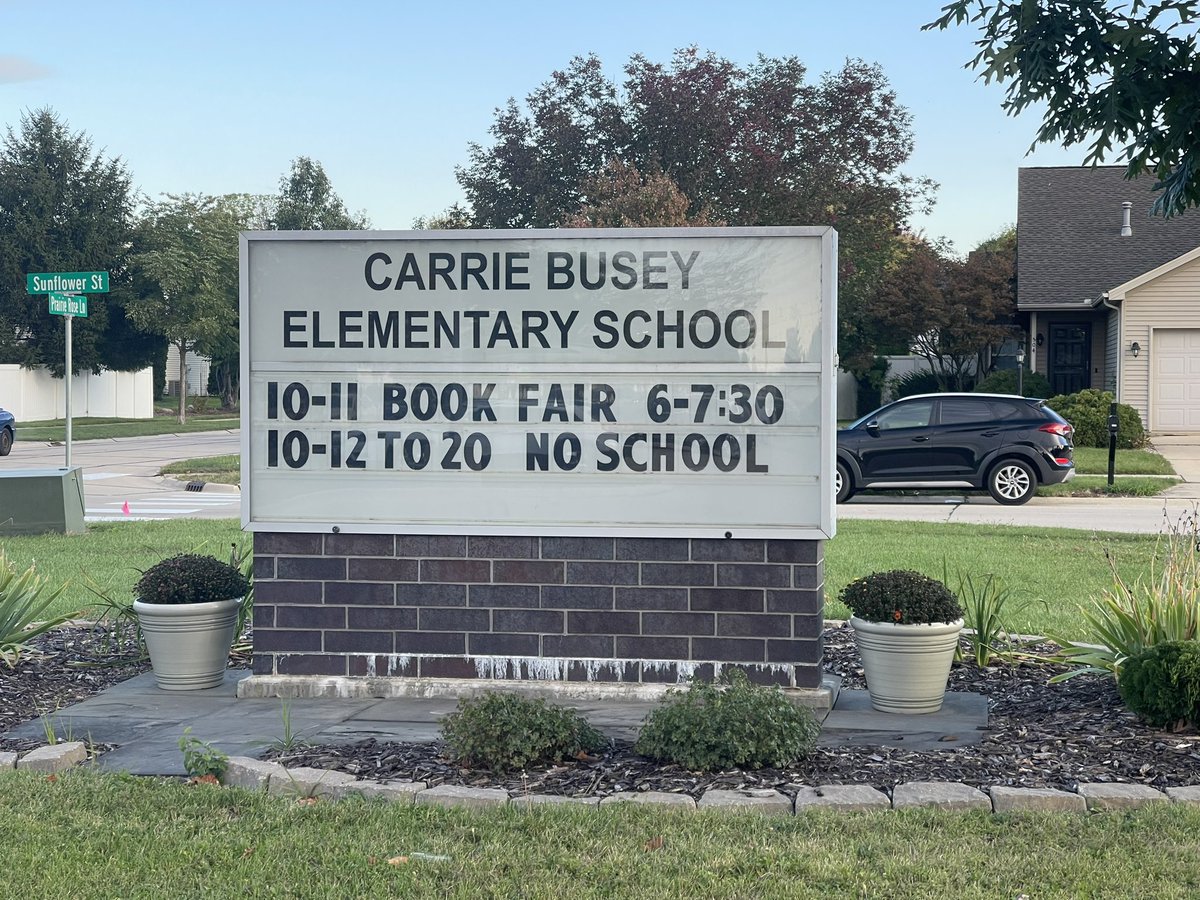 CarrieBuseyBobcats tweet media