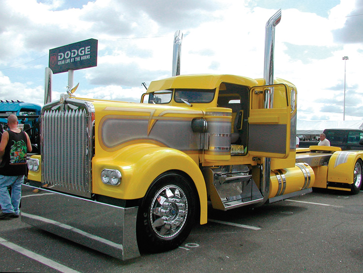 TruckingDepot's tweet photo. Sweet! #Trucking #TruckingDepot #Truckers https://t.co/CWO2Loct7x