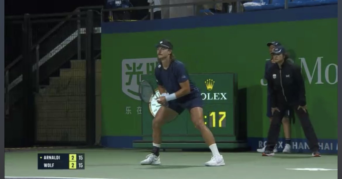 #ATPShanghai

Wolf ‘stash &amp; mullet are a thing of beauty, what a legend 😎

Now he adds a trucker hat 🔥🔥

As a 🇨🇦 this feels like peak #Murica 🇺🇸,