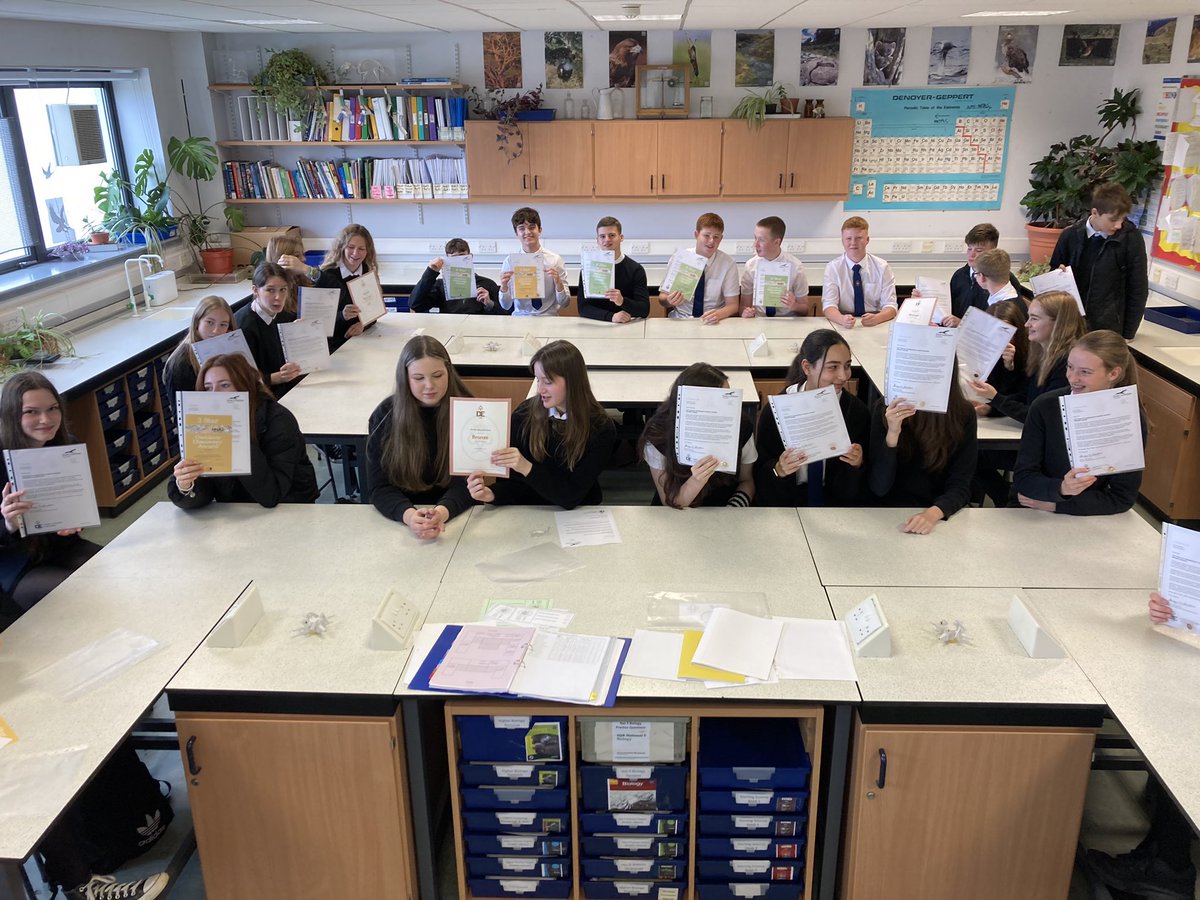KnoxDofE's tweet photo. Great to present 26 pupils from S4 and S5 with their DofE Bronze award certificates and badges today, catching up after covid @knoxacademy @DofEScotland https://t.co/X1I2IkDy4Y