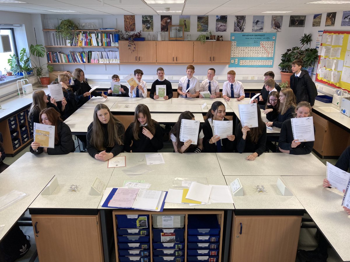 KnoxDofE's tweet photo. Great to present 26 pupils from S4 and S5 with their DofE Bronze award certificates and badges today, catching up after covid @knoxacademy @DofEScotland https://t.co/X1I2IkDy4Y