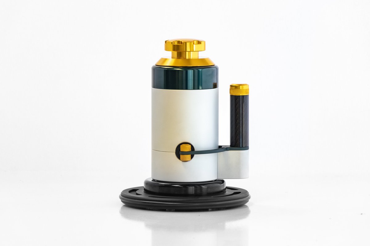 SuperVeloceCo's tweet photo. Introducing the ultimate in coffee innovation: the Espresso Veloce Dry Sump inspired Milk Frother! This state-of-the-art device utilizes the principles of dry sump lubrication to deliver a frothy and velvety milk that will elevate your coffee game to new heights. https://t.co/TuObL9G2Pj