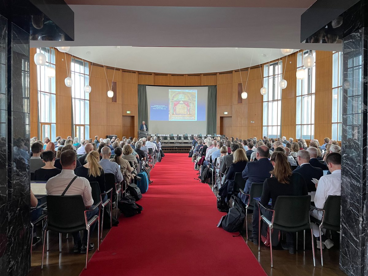 Handschriftenportal tweet media