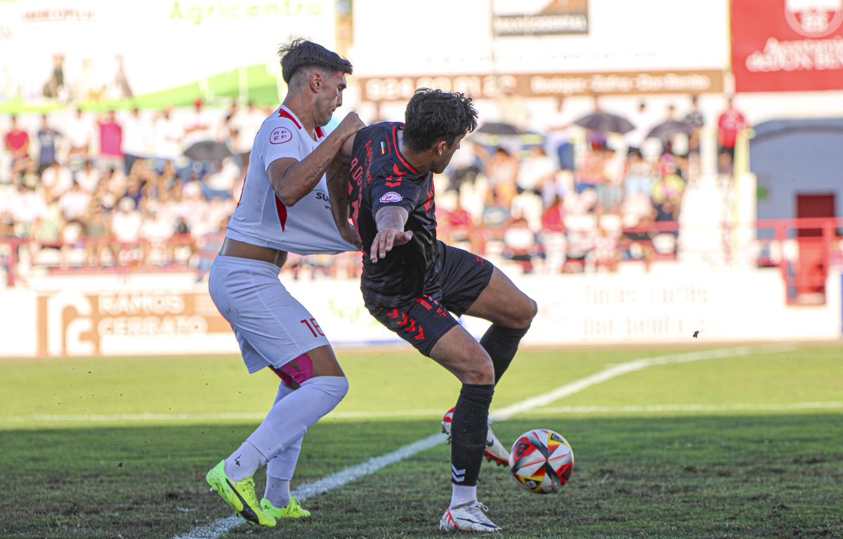 Vs <a href="/CDDonBenito_/">CD Don Benito</a>