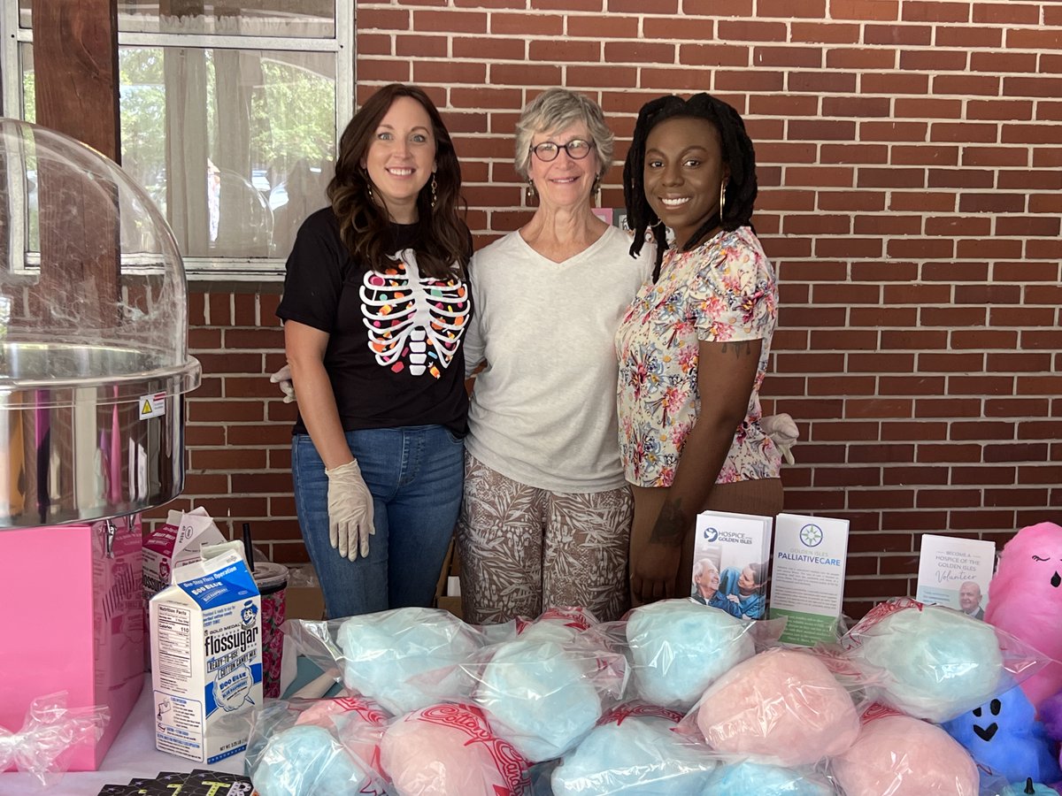 Last weekend, Hospice of the Golden Isles staff shared joy and info about local senior services for Alzheimer's, dementia, and memory issues at the Memory Matters Fall Festival. At HGI, we're devoted to our community. Learn more at hospice.me. #HGI #MemoryMatters