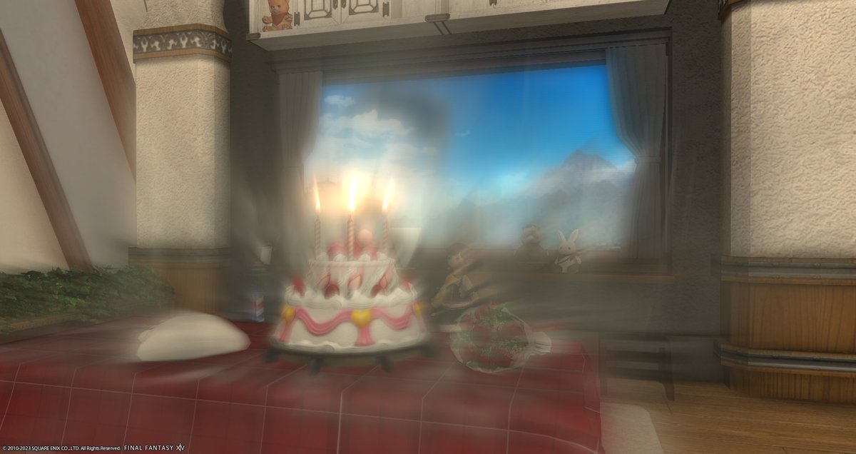 Atwight_FF14's tweet photo. ケーキにもダイブしちゃう！ https://t.co/yQVCrtdOlM