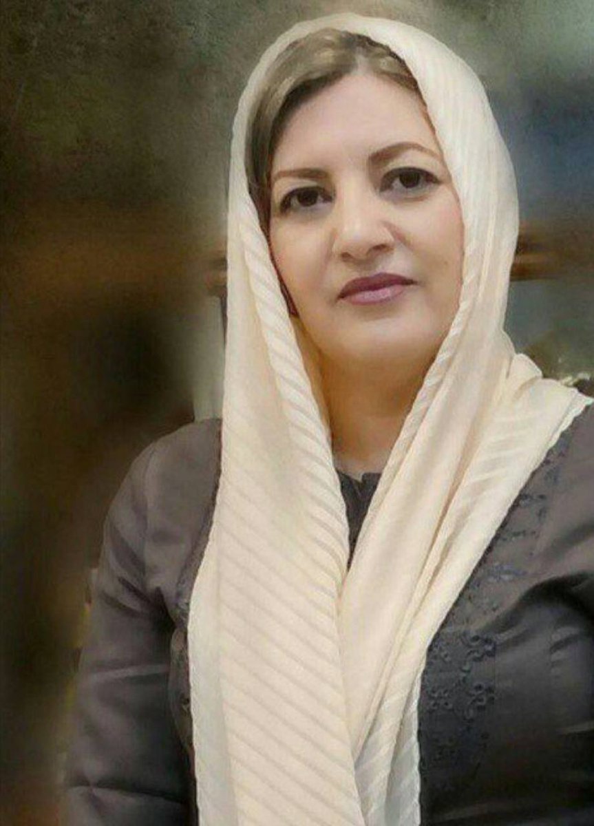 m_beheshtil's tweet image. در انبوه اخبار بدی که هر روزه می شنویم خبر مربوط به بازداشت معلمان آنگونه که باید انعکاس پیدا نمی کند. بازداشت خانم منصوره عرفانیان، معلم خوشنام و فعال صنفی پرتلاش اگر به بهانه ی فعالیت در کمپین جمع آوری امضا برای معلمان دربند باشد واقعا شرم آور است صدایش باشیم.
#منصوره_عرفانیان