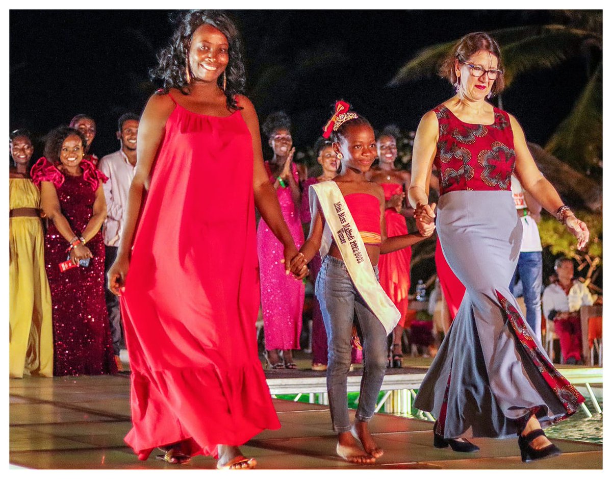 FrancisShaban's tweet photo. @Kenyans Weekend was amazing at the @redcardcampaign
@GideonMungaroM 
@firstladymungaro
@drruthmasha
@shampuz https://t.co/bitzpjswE4