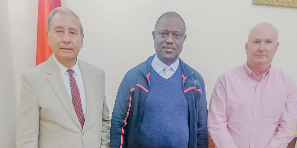 Reitor da UNIC e Presidente da FUEA realizam visita de cortesia ao Governador do Bié. 🎓🇦🇴🇪🇸

Mais informações: uic.co.ao/4hx

#UNIC #UniversidadeInternacionaldoCuanza #Reitor #Presidente #FUEA #visitadecortesia #Governador #Bié