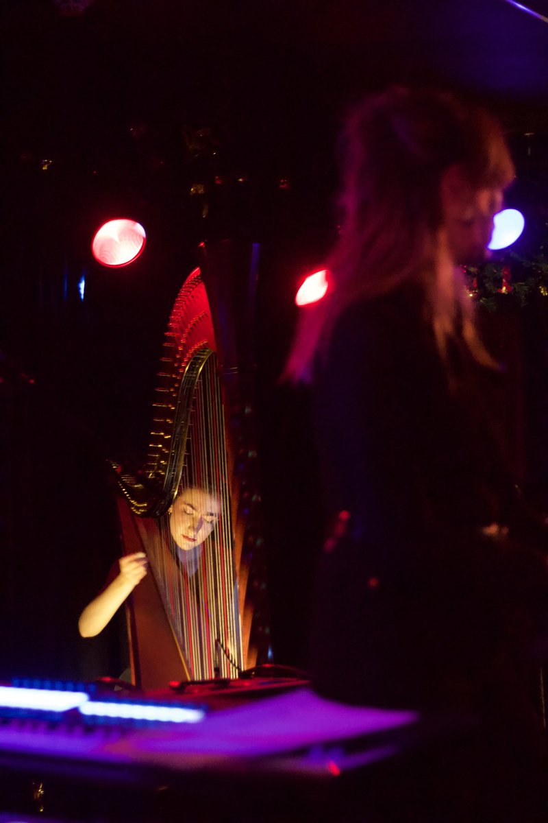 MagDerailed's tweet photo. From the Archives: Aoife Nessa Francis live at Whelan’s November 2022

📷: @The_Idiot_Kid https://t.co/z0FTiEbkU9