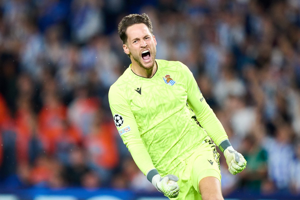 💙 "It's about protecting our children and grassroots football."

🧤 Ahead of #WorldMentalHealthDay2023, <a href="/RealSociedadEN/">Real Sociedad 🇺🇸 🇬🇧</a> goalkeeper and friend of the foundation Alex Remiro talks about the importance of psychological well-being and mental health: ⬇️
uefafoundation.org/news/alex-remi…