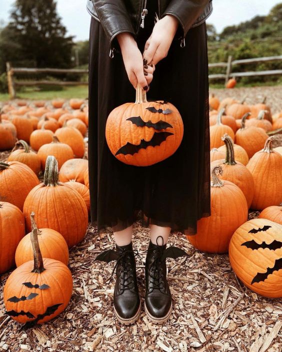 9 DAYS UNTIL HALLOWEEN!
ARE YOU READY???
🎃🍂🎃🍂🎃🍂🎃🍂🎃
#Halloween