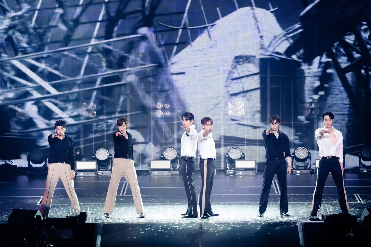 Kkorepo's tweet photo. 「イベントレポ」“アジアNo.1野獣アイドル”#2PM、デビュー15周年記念約7年ぶり完全体での来日公演！東京ドームでの約束果たし感動の再会！ヒット曲オンパレードの熱狂の4時間！
#ジュノ #テギョン #ニックン #チャンソン #ウヨン #Jun_K
https://t.co/4AA7S3ECHS https://t.co/5ldDGCHgYT