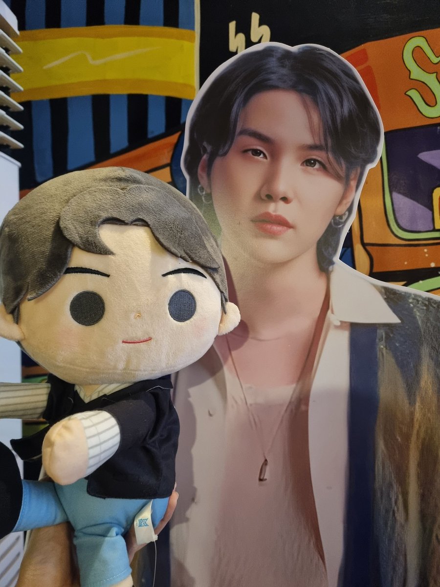 chiararosedmd's tweet photo. I even brought my Suga Tinytan sticking plush 🤭

And gave out yoongi inspired freebies 😁

*super love the name tag 
#suchwita #BFM #BTS #BTSARMY #Yoongi #SUGA #arMYGdala https://t.co/7NEMiz08uq
