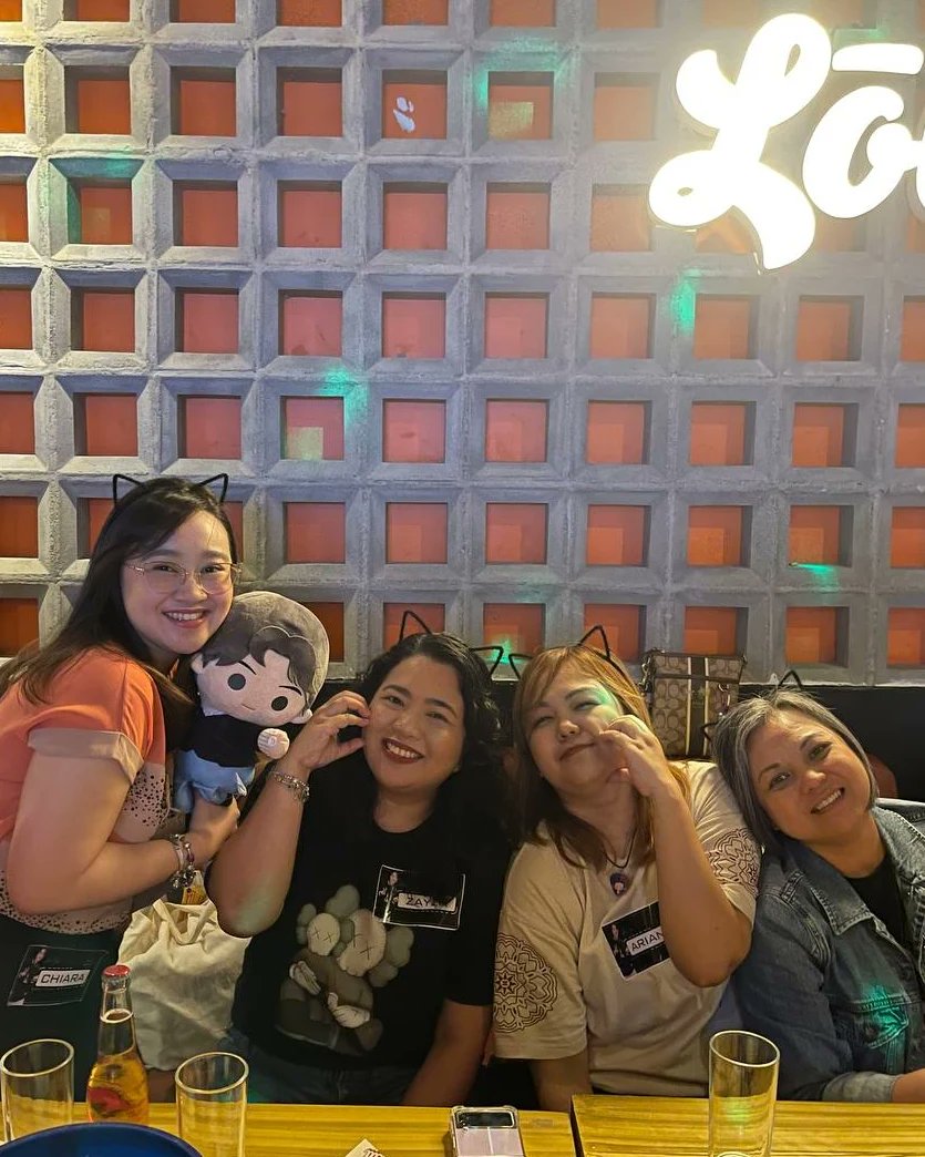 chiararosedmd's tweet photo. My zizzzzaaaaas. 🎉
#suchwita #BFM #BTS #BTSARMY #Yoongi #SUGA #arMYGdala 

@_moonjinniecart https://t.co/eIUWmyby6x
