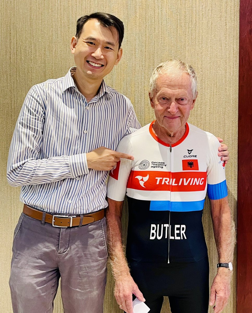 GeroNews's tweet photo. Mtg w/ Robert Butler speaking @WHO_Europe’s #HealthyAging2023 Summit. His tale of transformation for healthier lifestyle is a inspiration. Now, @ almost 80, competing in Iron Man. A powerful reminder: it’s never too late for a healthier life

Live stream: https://t.co/O7SKoRHJoJ https://t.co/aVvepZQat0