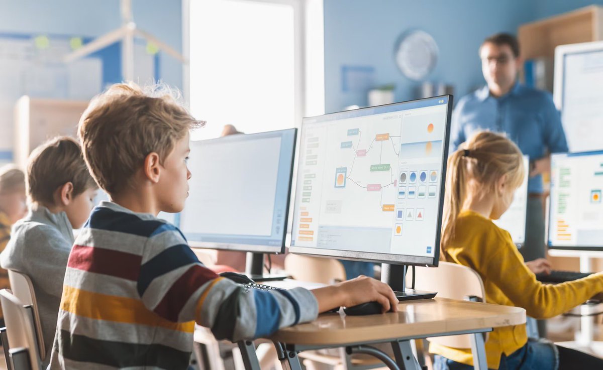 PUBLICACIÓN

➡ Special Issue "Digital Transformation and ICT in Early Childhood Education: A Holistic Approach to Digital Literacy"

🙍🏻<a href="/rosalia_rromero/">Rosalia Romero</a> <a href="/margaridaromero/">Margarida ROMERO #creacube 🐈🐸🍁</a>

📝 mdpi.com/journal/educat…