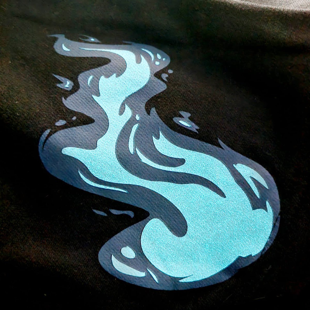 Anyone else fans of Blue Exorcist 👀😎

This EPIC hoodie is available to order😤 and the best part, we made it glow in the dark 😎 it’s the perfect way to represent our favourite blue flame demon boy 😁

Email theengraveslave@gmail.com to order 🤩

#BlueExorcist #AnimeArt