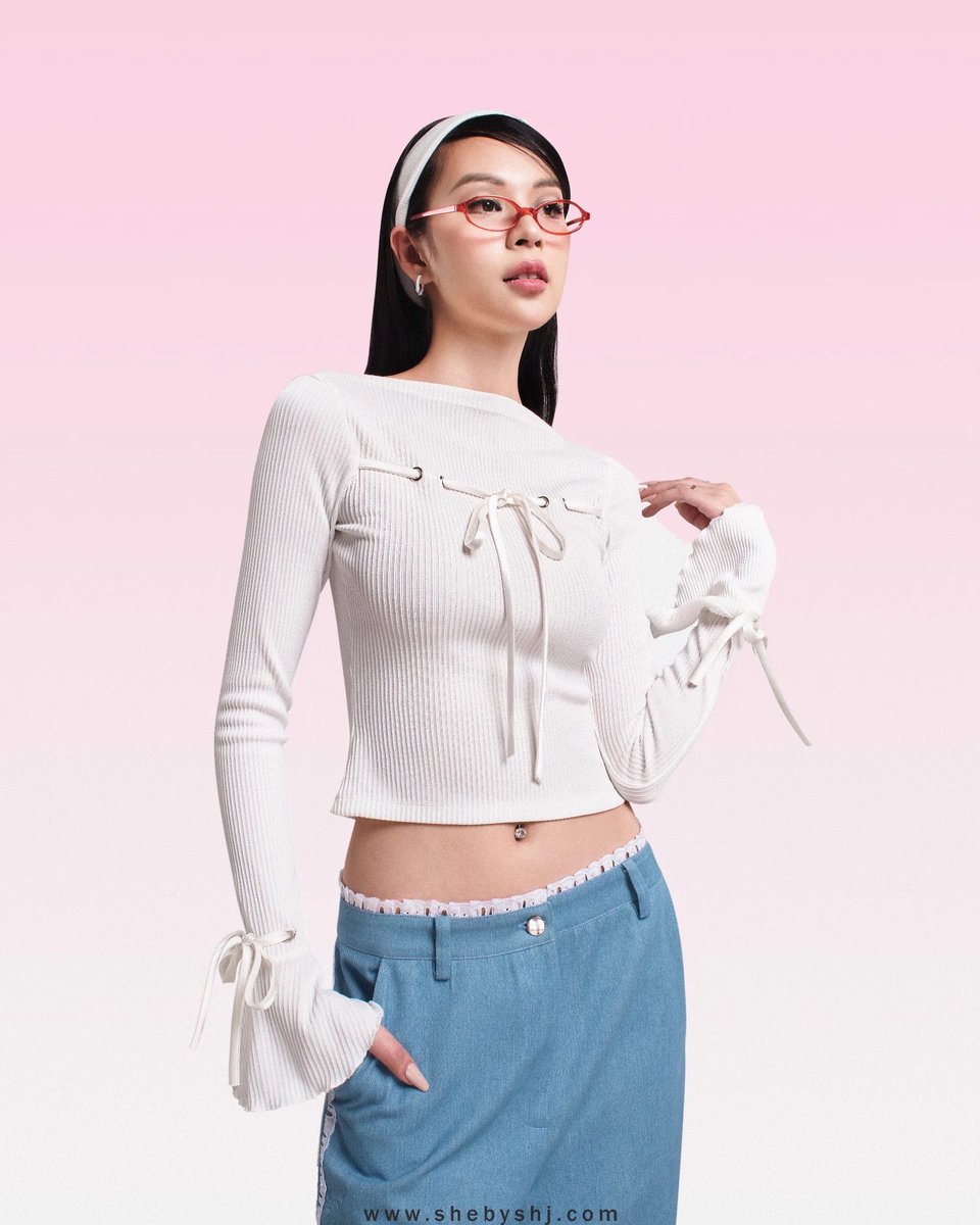 preorderwithpj's tweet photo. แบรนด์ she by shj 🤍🌳 พร้อมส่ง 

Lucy top in white (900.-)
S waist 23.5 inches / chest 30.5-31.9 
M waist 25-25.9 inches / chest 32.2-33 https://t.co/TtNNSwdwlU