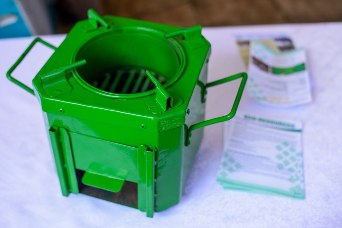 nuwatwijuka's tweet photo. Together we can save earth with ECO Stoves. They are available at @EcoUg_Official tent at the International Trade Fair at discounted prices.
#EcoUpdates
#EcoOfficial https://t.co/ehQOD6eWRV