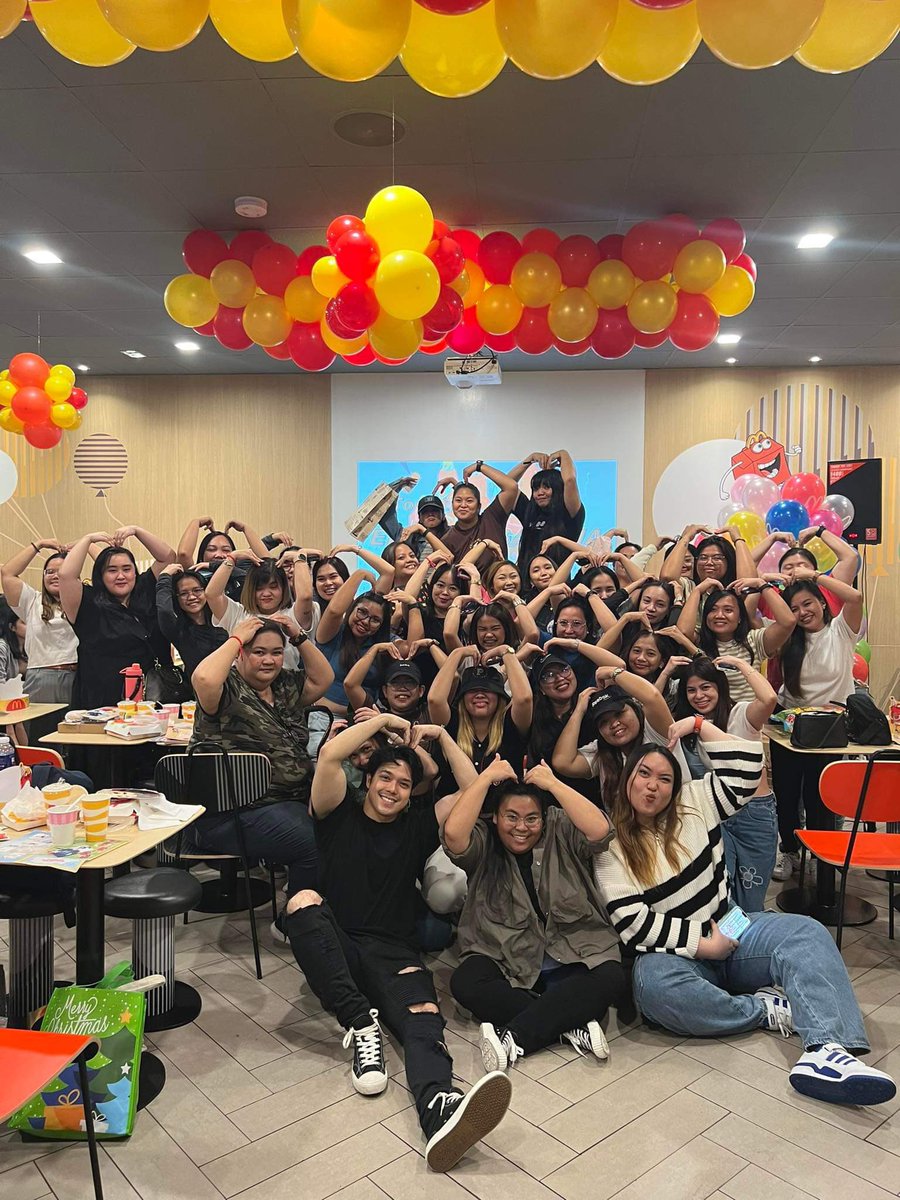 Team Elmo! Mahal ko kayo 💙

#TogethERRRRwithElmoMagalona