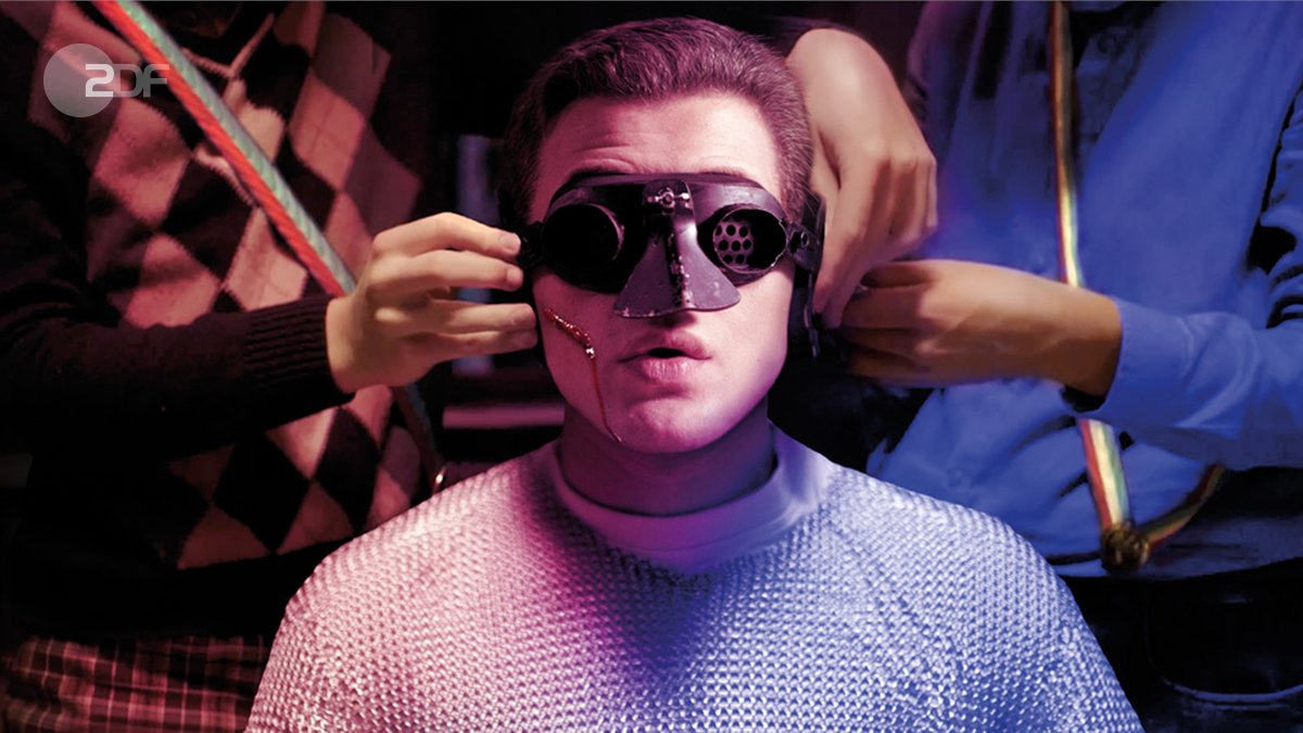 Beim #ffhh23 wurde die #Miniserie "Füxe" ausgezeichnet: Die U5-Filmproduktion erhielt  den Hamburger Produzentenpreis für die <a href="/ZDF_DKF/">Das kl. Fernsehspiel</a>-Dramaserie, die im Oktober im #ZDF und in der #ZDFmediathek zu sehen ist. Weitere Infos: kurz.zdf.de/R0ZQK/