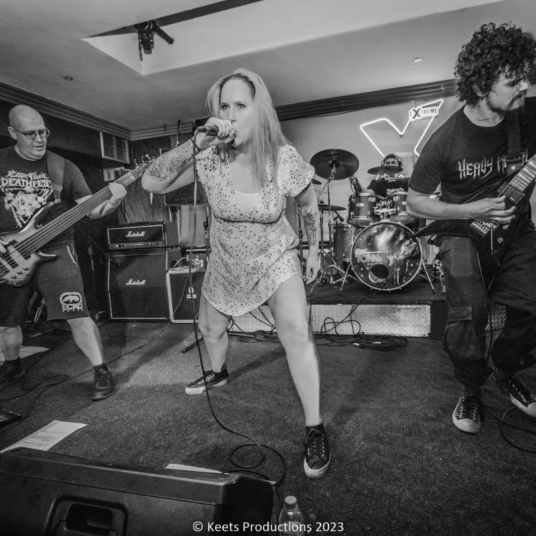 TerroRaze tweet media