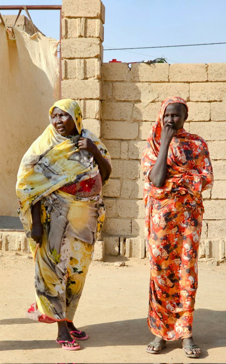 SlobodanTadic's tweet photo. Delegation from @UNDP_Sudan together with #HAC #Sudan visiting #IDPs settlements, in 🇸🇩 #RiverNile state, discussion about priorities &amp; needs in providing #AccesToWater &amp; #AccessToEnergy in remote areas. Listening #IDPs heartbreaking stories about #needs and #AccessToServices https://t.co/dkUPRbNqOL