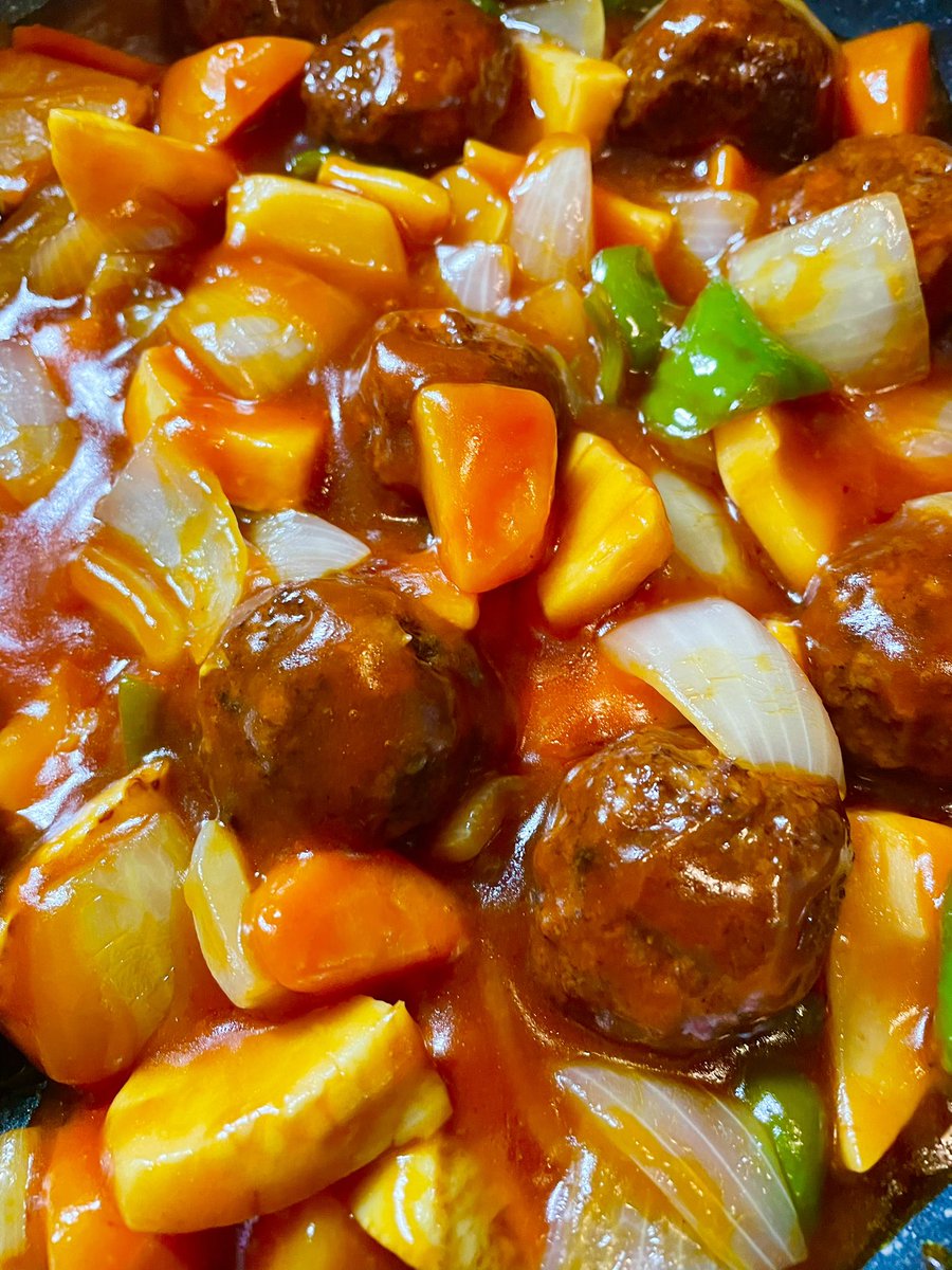 yukke004100's tweet photo. 今日の夜ごはん🍚
肉団子酢豚
きゅうりとカニかまのマヨサラダ
ごはんのお供(牛タンのしぐれ煮、シソ昆布)
大根餅は明日作ろー🫓
#夜ごはん #夕食 #おうちごはん #晩ごはん #dinner #酢豚 #肉団子酢豚 #subuta #自炊 #自炊女子 #家庭料理 https://t.co/54xcFcMNxQ