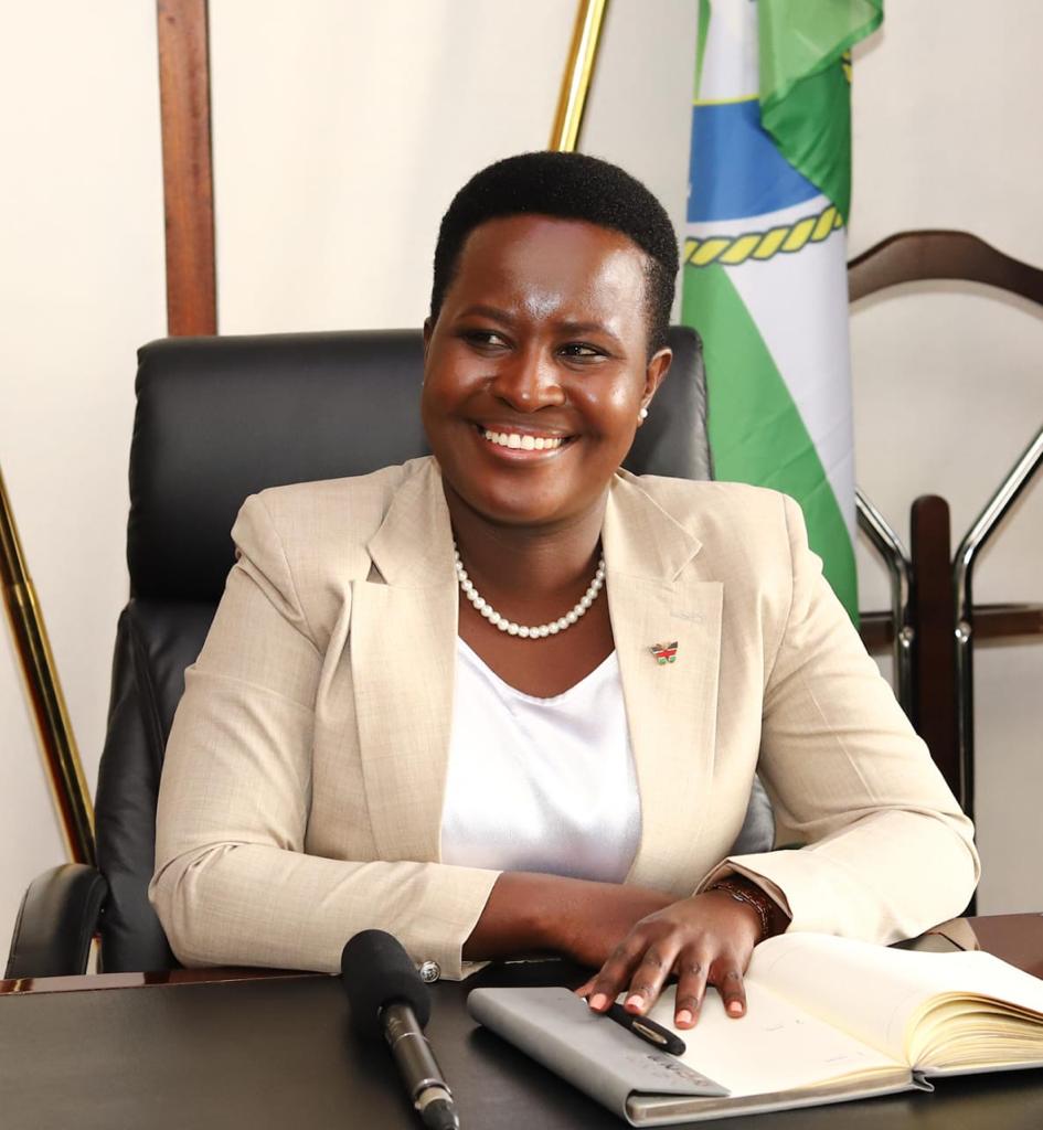 JoshuaAtati's tweet photo. Never Give up
God is working behind the scenes.
Hon.Senator @OkenyuriEsther wishes you all a blessed Week of blessings.
#okenyuridelivers
#TogetherWeRise
#Nyaituga https://t.co/3OgGiknt0v
