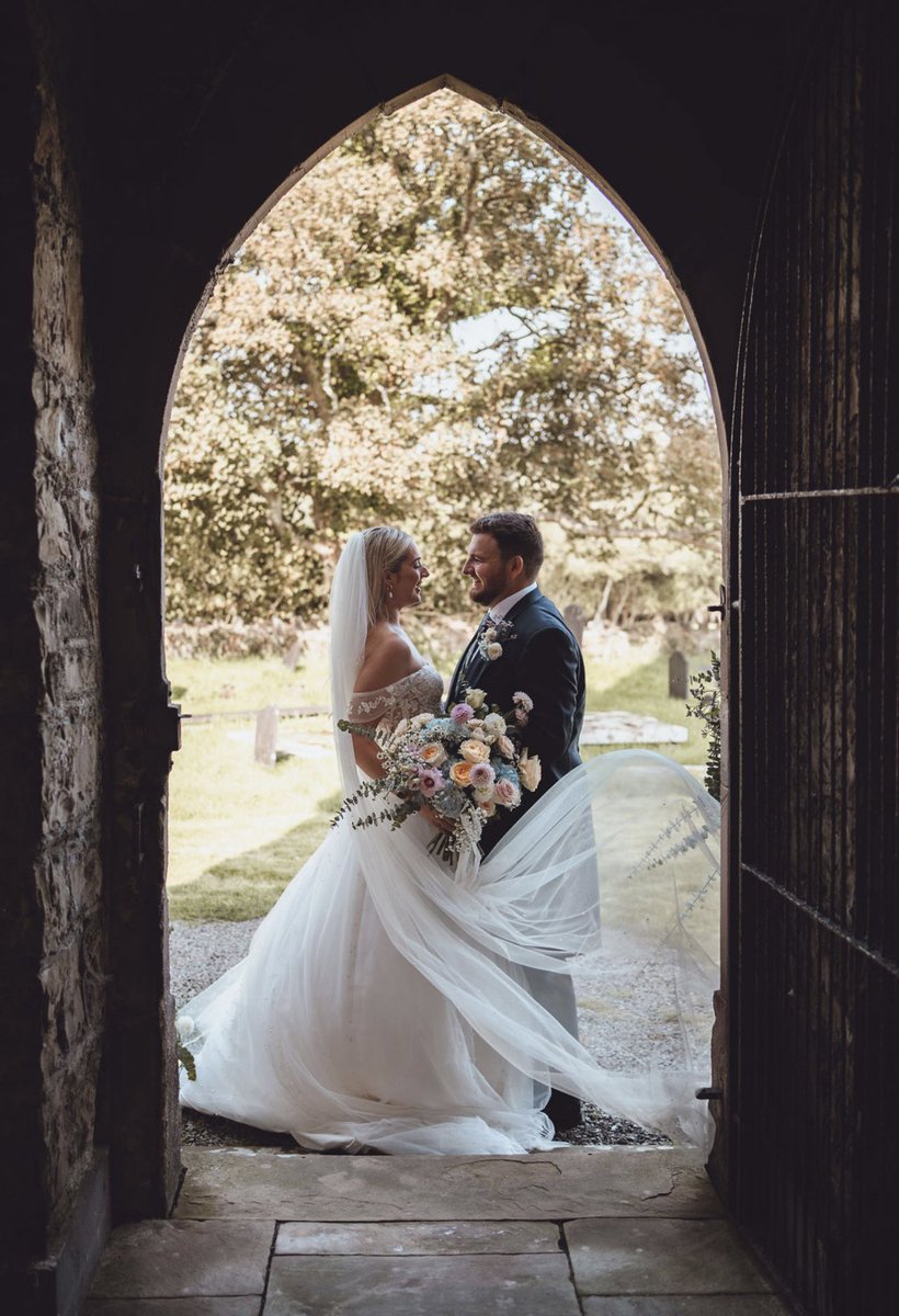 toriakeith's tweet photo. we got married - 16.09.23 🩵 

@reeshope https://t.co/mPBGJAqZKX