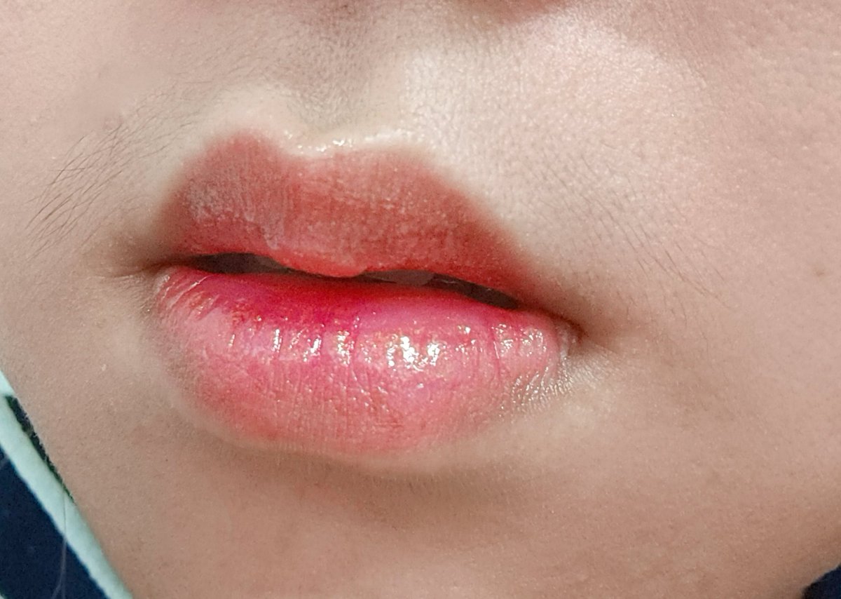 ได้มาแล้วววว ไม่ผิดหวังเลยแพ็คเกจน่ารัก ทดลองทาเรียบร้อย สีสวยมากถูกใจ มีกลิ่นหอมอ่อนๆ (น่ากิน) 🤣 #ลิปริชชี่
#ริชชี่อรเณศ #ก็อตริชชี่ #GRstores