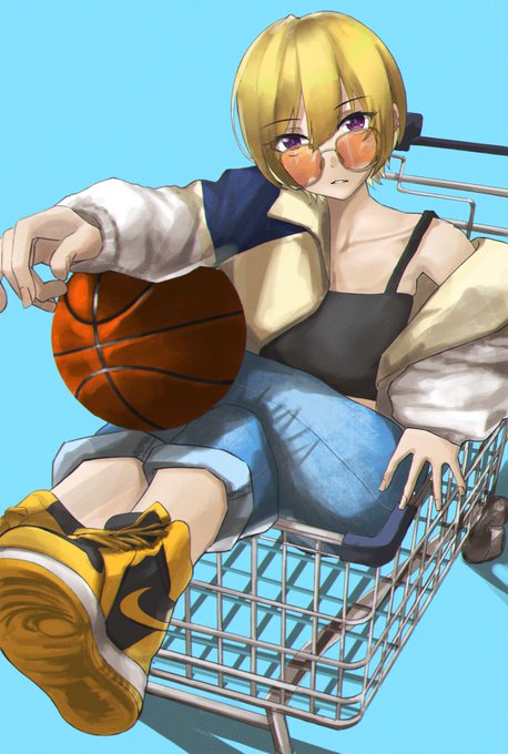 「バスケットボール スニーカー」のTwitter画像/イラスト(新着)