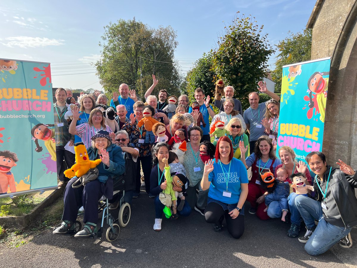 bubble_church's tweet photo. This weekend we were at St John's Peasedown
@stjsgroup training eight churches in the South West region and Wales in how to run Bubble Church! 

It was amazing to meet so many new people and we can't wait to see these churches launch over the coming months. #bubblechurch https://t.co/P26AII3sG6