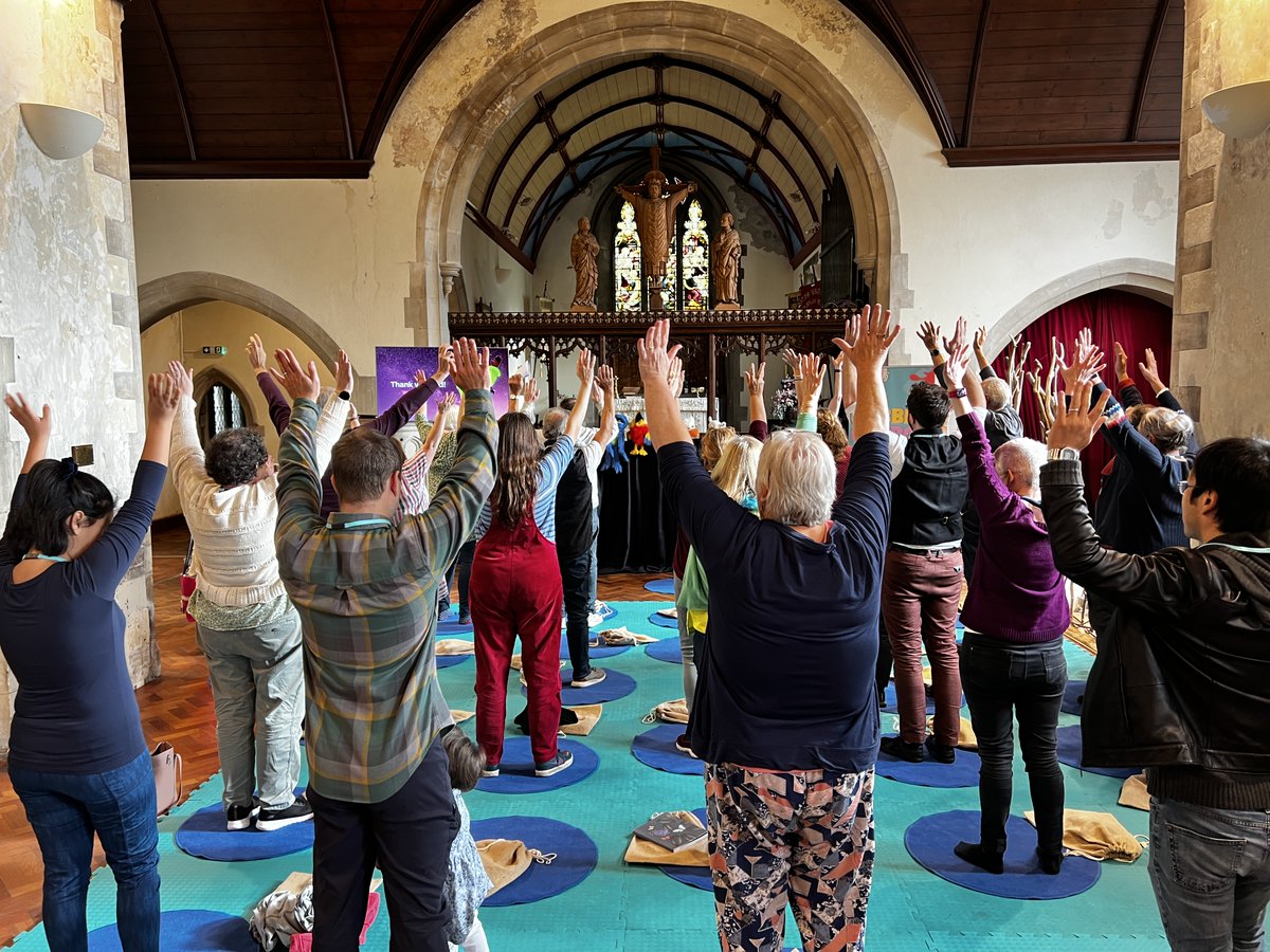 bubble_church's tweet photo. This weekend we were at St John's Peasedown
@stjsgroup training eight churches in the South West region and Wales in how to run Bubble Church! 

It was amazing to meet so many new people and we can't wait to see these churches launch over the coming months. #bubblechurch https://t.co/P26AII3sG6