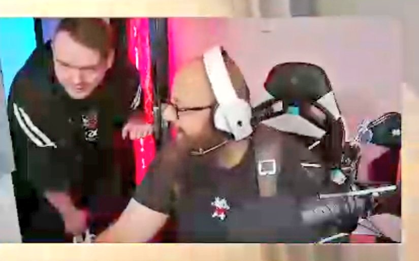 MVESTIIGE (@mvestiige) on Twitter photo Managed to bump in to some Overwatch streamer legends at <a href="/FortressMelb/">Fortress Melbourne</a> today ✨️ Love the OCE fam 💞 <a href="/Blizzard_ANZ/">Blizzard ANZ</a> <a href="/roguelin/">ʀᴏɢᴜᴇ ᴛᴇᴛʜᴇʀ</a> <a href="/AvatarLiger/">⬇️ Liger</a> <a href="/piebypie/">pie 🥧</a> <a href="/jifftv97/">JIFFTV97</a> <a href="/TipsyKitty_/">𝐓𝐢𝐩𝐬𝐲𝐊𝐢𝐭𝐭𝐲</a> Managed to bump in to some Overwatch streamer legends at <a href="/FortressMelb/">Fortress Melbourne</a> today ✨️ Love the OCE fam 💞 <a href="/Blizzard_ANZ/">Blizzard ANZ</a> <a href="/roguelin/">ʀᴏɢᴜᴇ ᴛᴇᴛʜᴇʀ</a> <a href="/AvatarLiger/">⬇️ Liger</a> <a href="/piebypie/">pie 🥧</a> <a href="/jifftv97/">JIFFTV97</a> <a href="/TipsyKitty_/">𝐓𝐢𝐩𝐬𝐲𝐊𝐢𝐭𝐭𝐲</a>