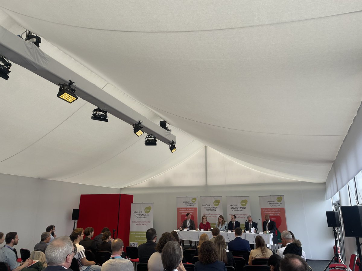 serauk's tweet photo. Lots of people here bright and early to discuss sustainable development 💚 #LabEC23 #Lab23 https://t.co/QfTzpNAAxi