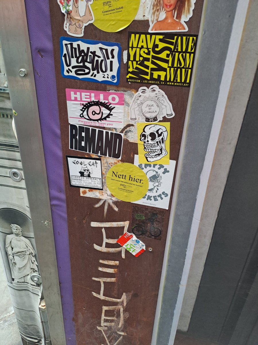 TabnaP's tweet image. Ich bin in Mitten von Italien...