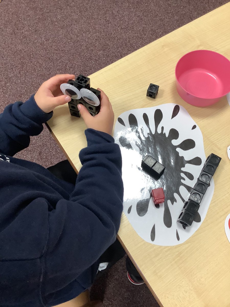 NurseryHillEYFS's tweet photo. These colour monsters are fantastic! Very creative models using cubes.
#colourmonster #colormonster #EYFS #EarlyYears https://t.co/Dng1n336ZR